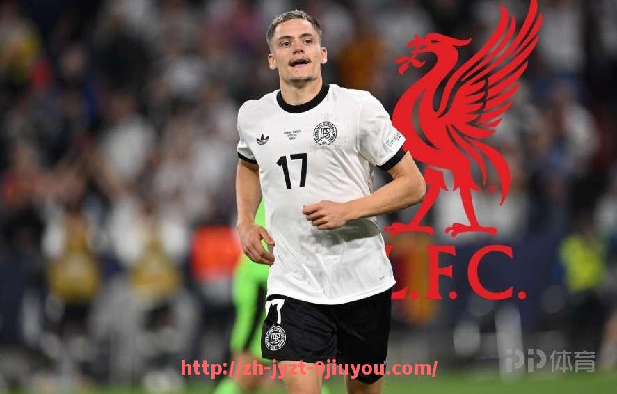 jiuyou九游娱乐-世俱杯战术配合实例分析：球员之间的战术理解与执行效果